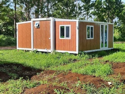 Remorque de conteneur d'expédition à la maison